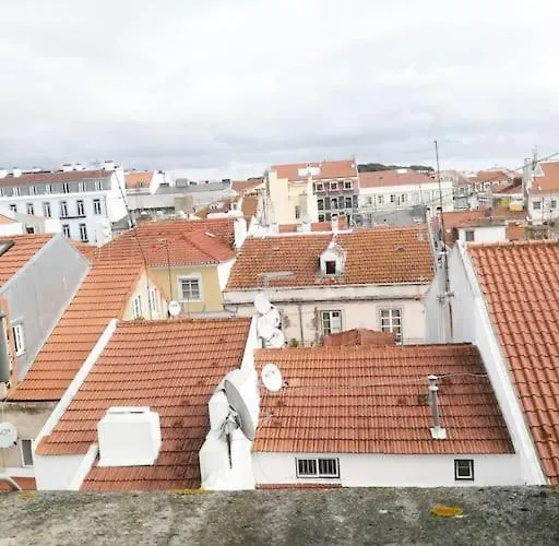 Apartamento Casa Com Alma Portuguesa @ Bairro Alto Ii